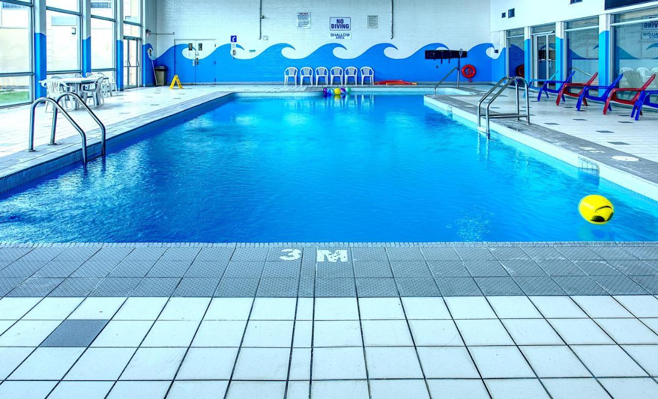 Ramada by Wyndham London Hotel Bagian luar foto